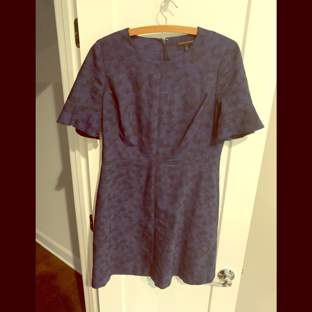 Banana republic blue and black print midi dress